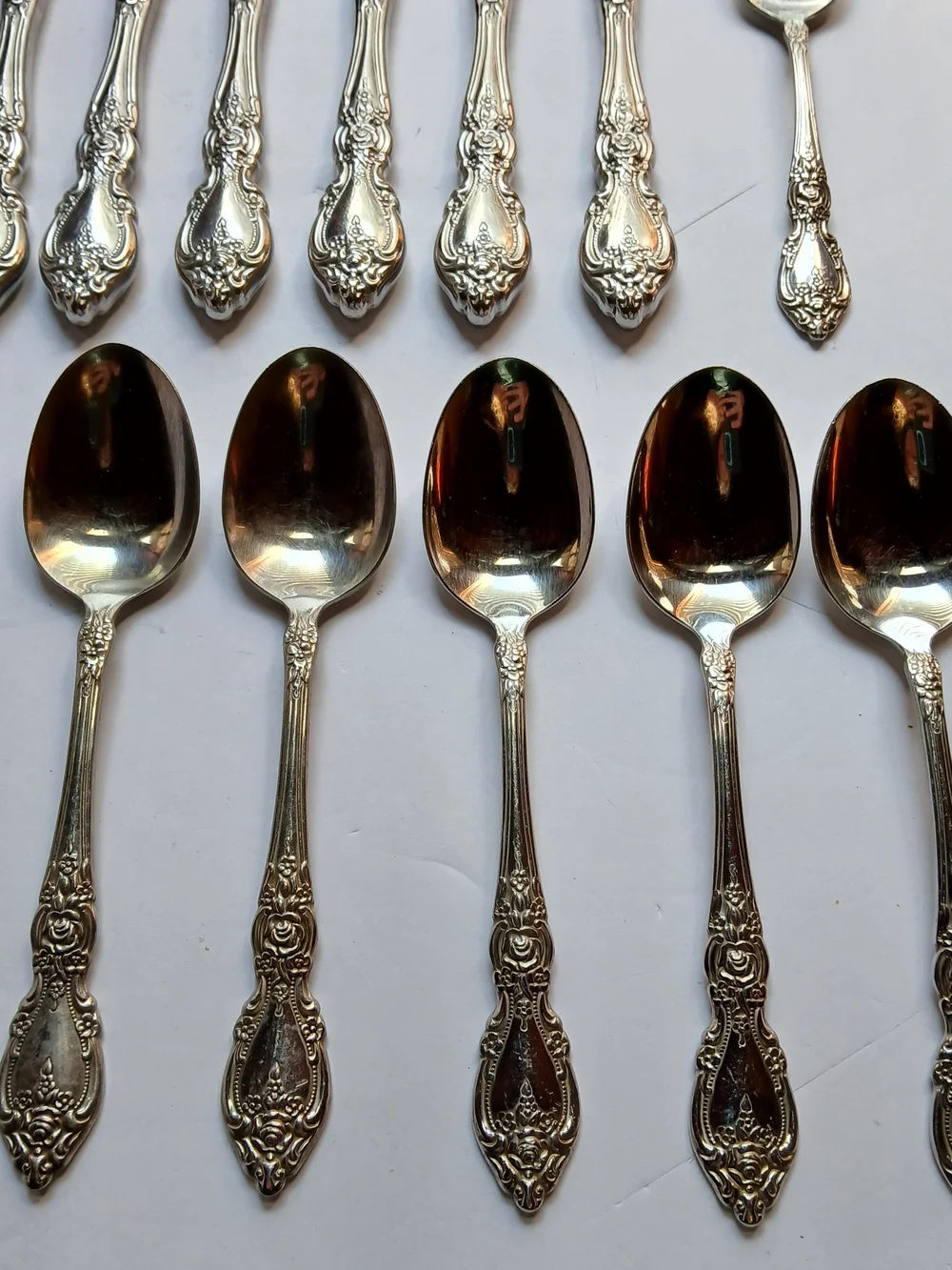 Oneida Wordsworth Glossy Stainless Flatware Silverware 17 Piece Discontinued Lot